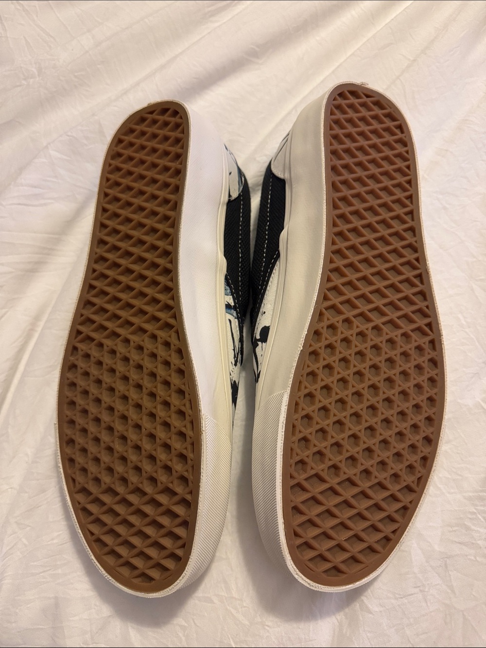 VANS vault x Ralph Steadman OG classic slip on LX “Blue Tuna” color way(size 10) - Picture 5 of 7